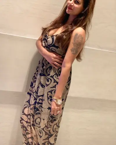 Sahaswan Escort
